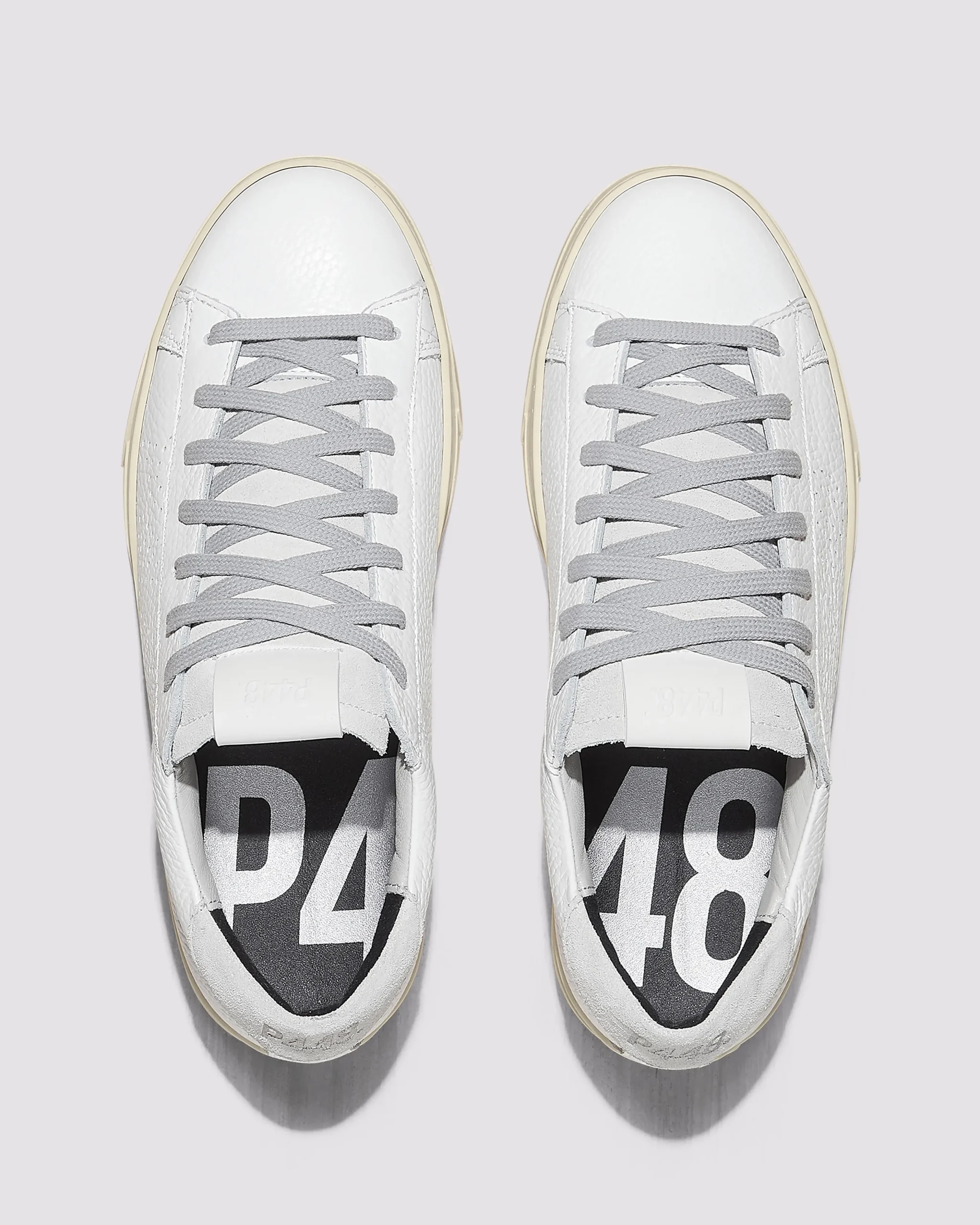 Store P448 Jack All White
