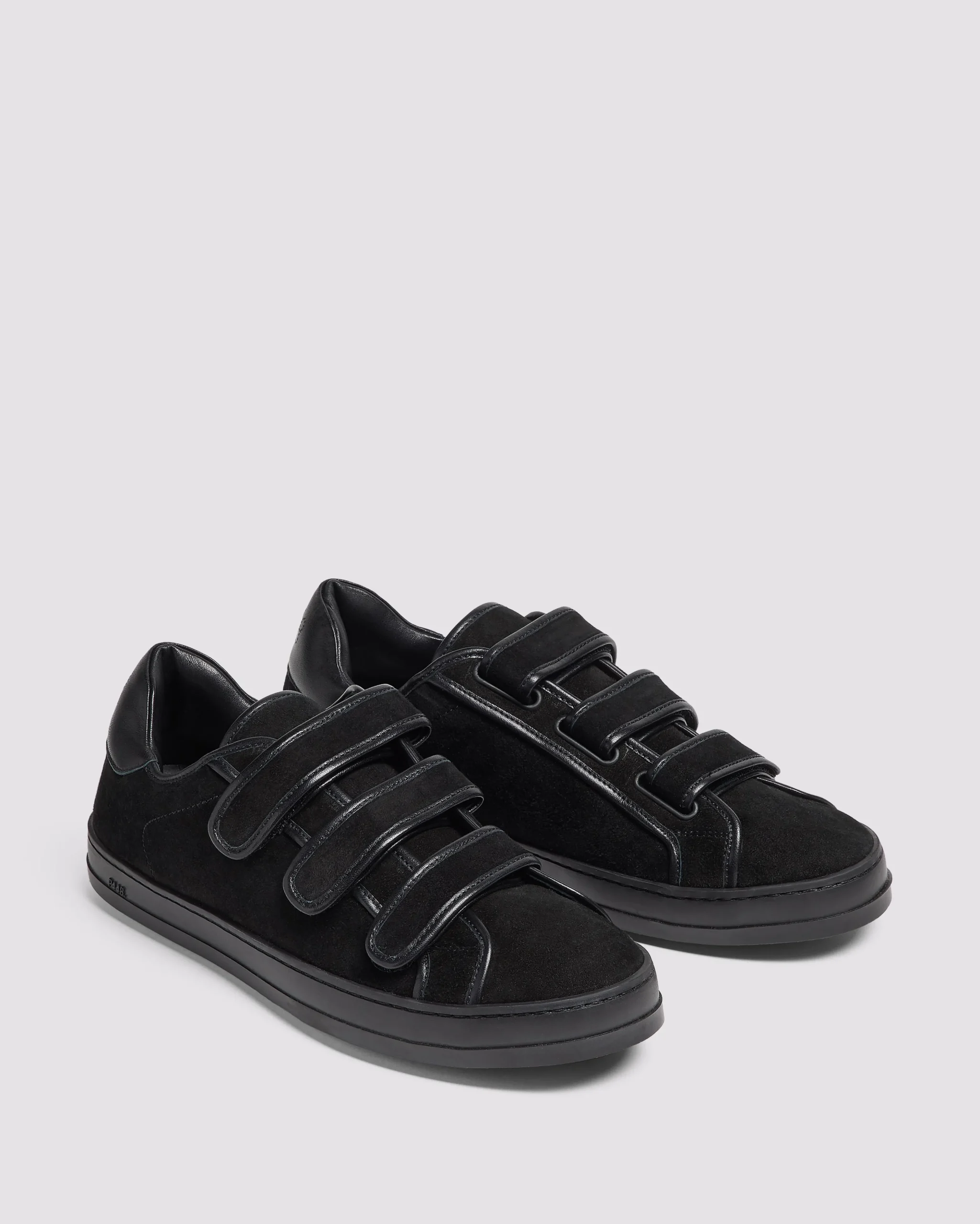 Online P448 John Velcro Black