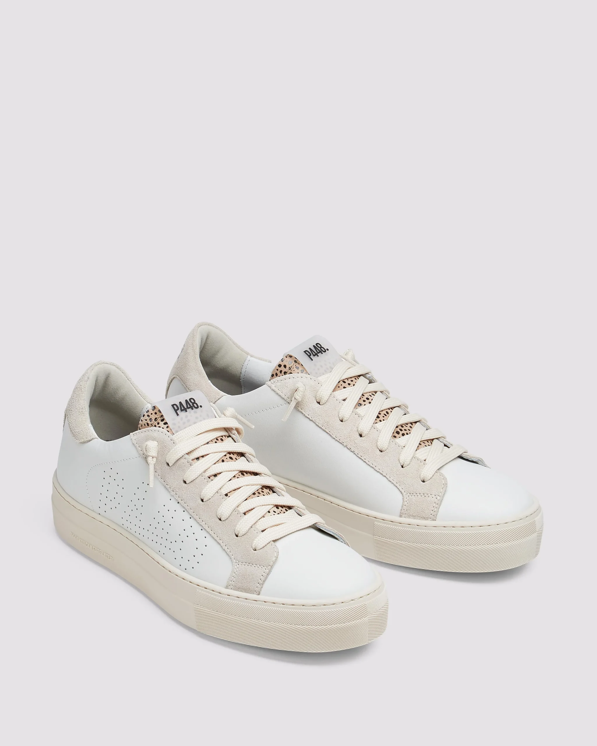 Online P448 Thea Trek